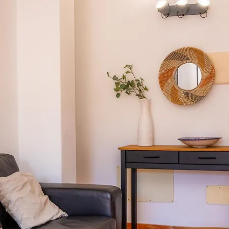 Jaume, Muy Centrico En Apartment